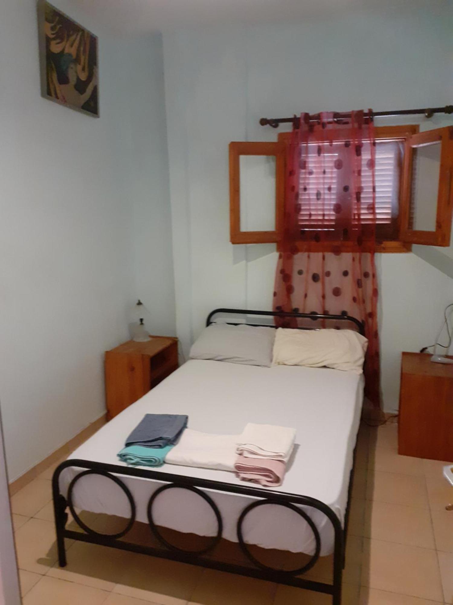 Traditional Guest House Agia Paraskevi  Rum bild