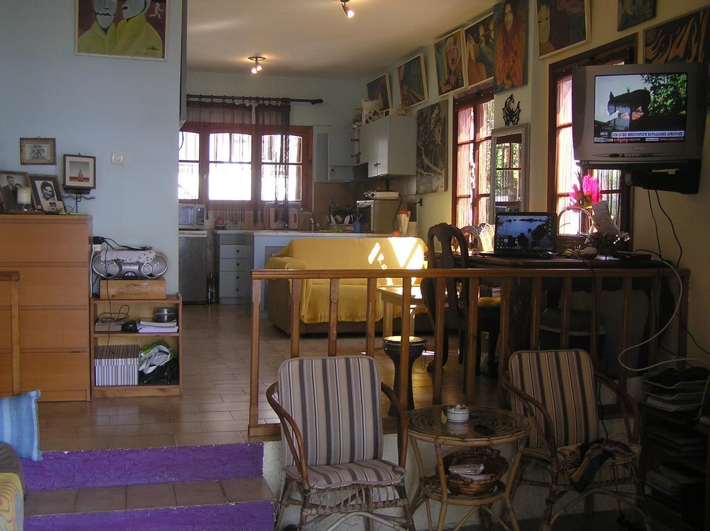 Traditional Guest House Agia Paraskevi  Exteriör bild